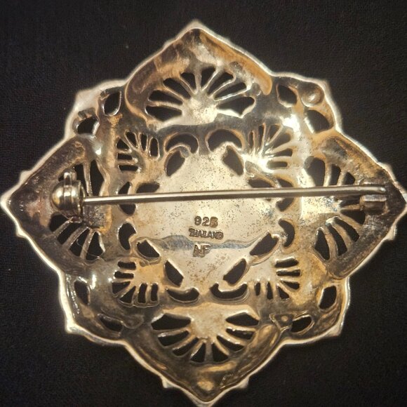 STERLING SILVER VINTAGE MARCASITE BROOCH - Picture 2 of 7